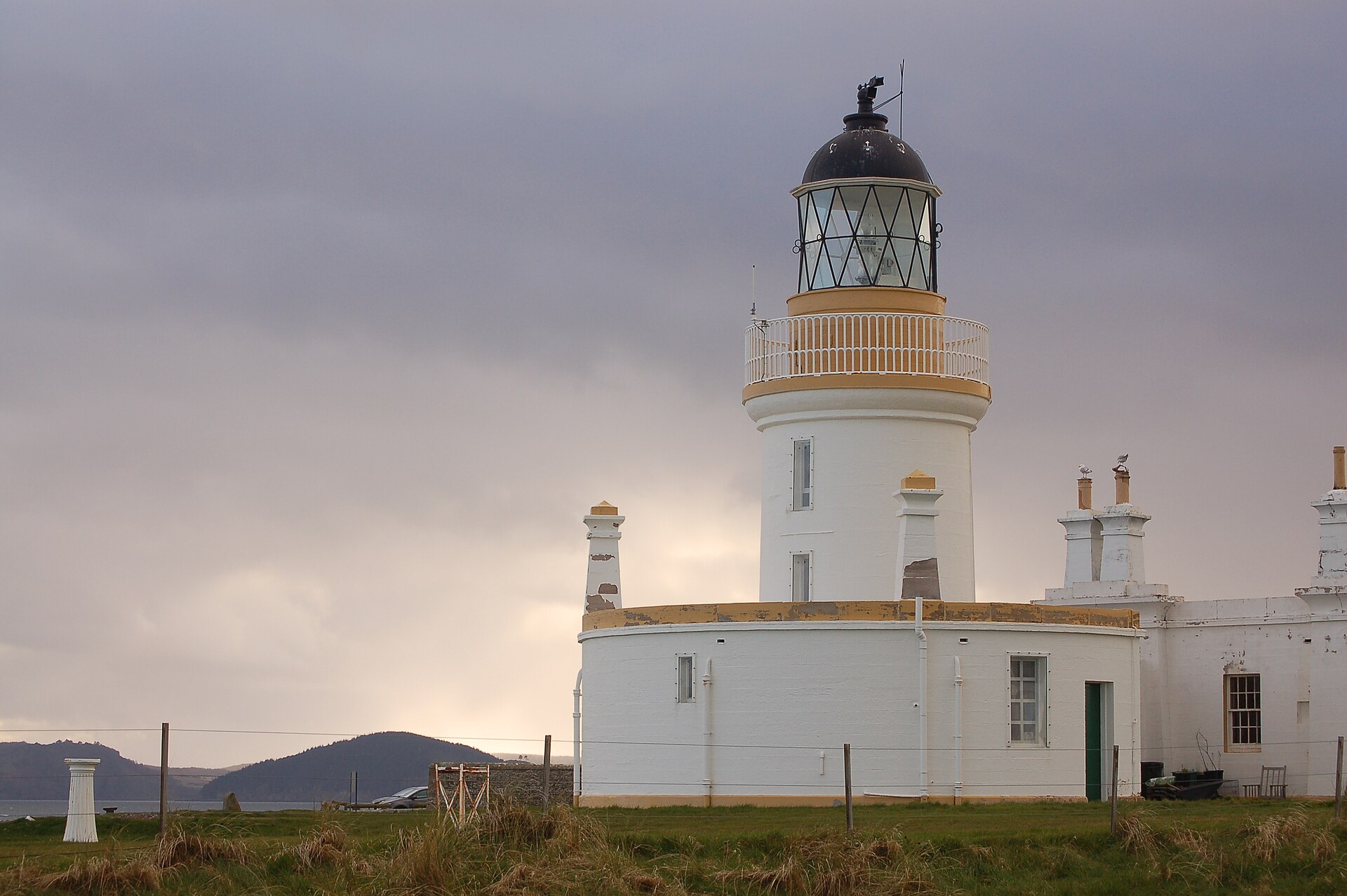 Chanonry lighthouse at sunset   geograph.org.uk   2893357